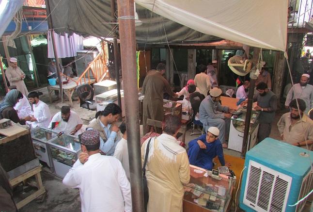 New Nangarhar governor plans to restrict rupee