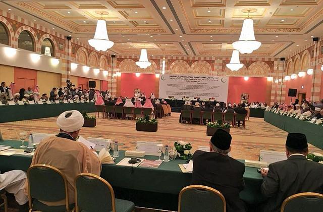 د حرمينو امامانو يو ځل بيا افغانستان کې د سولې لپاره دعا وکړه