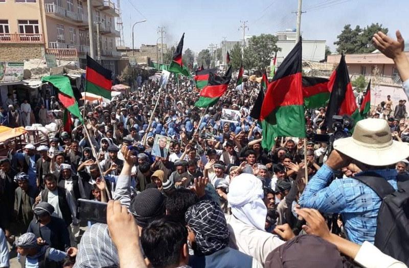 Dostum’s supporters rally