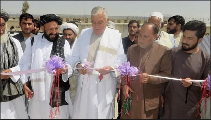 په کندهار ښار کې د لمریزو څراغونو لګولو چارې پيل او یو تفریحي پارک پرانیستل شو