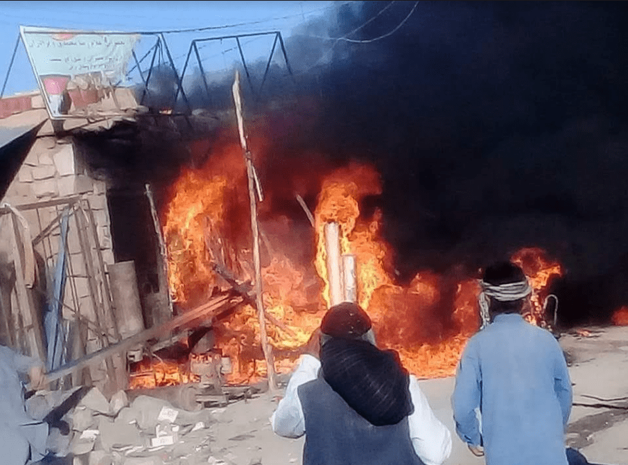 آتش سوزی در شهرک جدید نیلی، ۴ زخمی و خسارات مالی هنگفتی برجای گذاشت