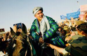 ځينې خلک هېواد ته د جنرال دوستم راتګ اغېزمن بولي