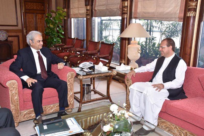 Zakhilwal, Pakistan PM discuss implementation of APAPPS
