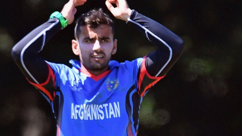 Upcoming leggie Zahir Khan joins Lancashire