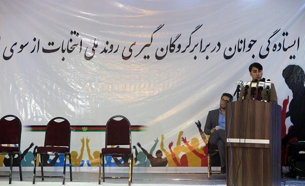 «برخى احزاب و افراد روند انتخابات را گروگان گرفته اند»