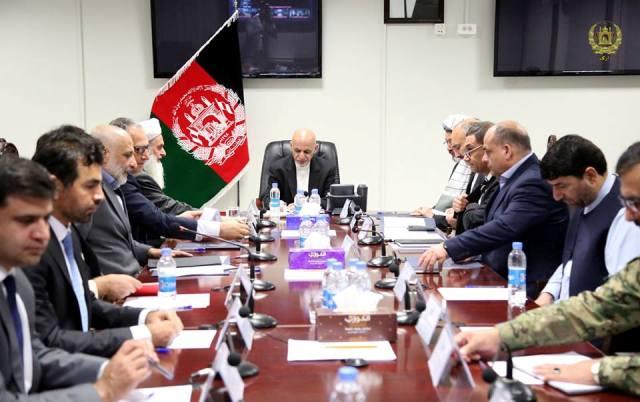 President discusses ceasefire management with provincial authorities