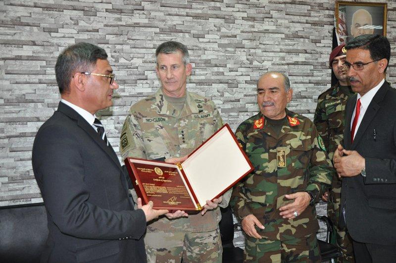 Bahrami praises outgoing NATO, US forces commander in Afghanistan