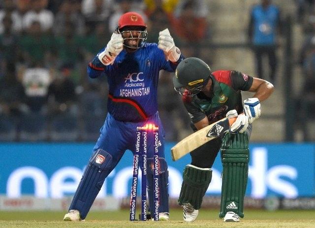 Rashid powers Afghanistan to win over Bangladesh