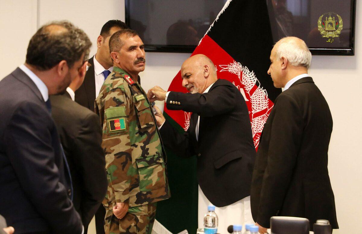 غنى: دستگاه امنیتی کشور، باید از سیاست‌های کوچک دور نگهداشته شوند