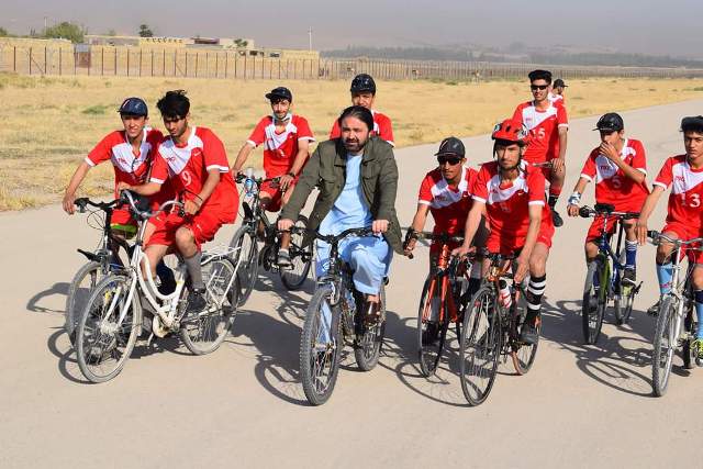 Cycling race held in Faryab to promote anti-corruption drive