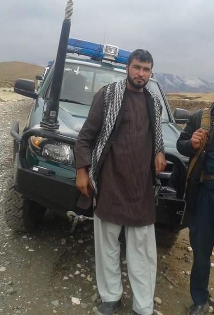 پنج سرباز کوماندو در شیرین تگاب و دو پولیس در بازار قیصار کشته شدند