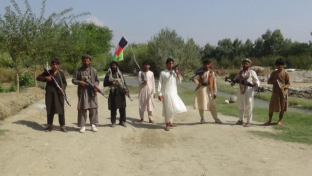  “طالبان در لوگر يک منسوب خیزش مردمی را کشته و ٧ تن را با خود بردند”
