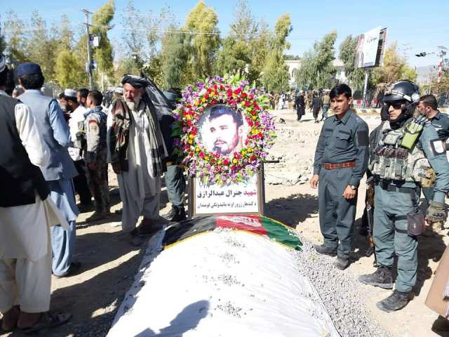 Gen. Raziq laid to rest in Kandahar amid tight security