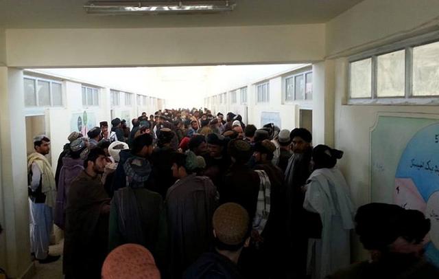 Uruzgan people stand for voting