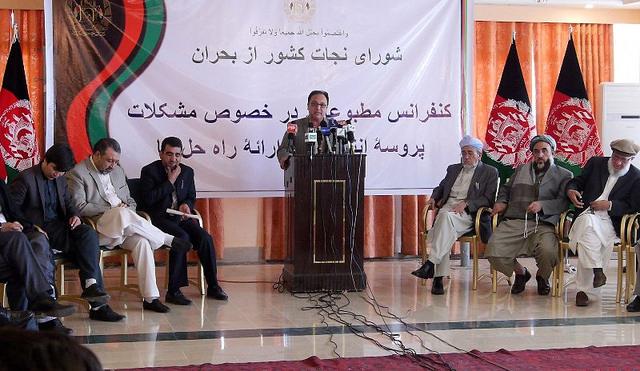 “کمیشنرهای کمیسیون های انتخاباتی بی طرف نیستند”