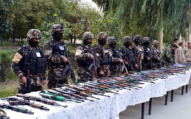 NDS hands over weapons