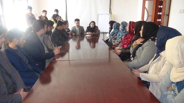 هواداران یک نامزد، حامیان نامزد دیگر را متهم به مداخله در امور انتخابات کرد