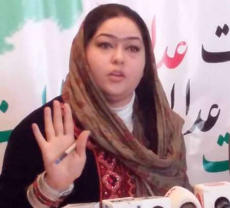 ادعا: دو کارمند کمیسیون انتخابات از یک نامزد زن تقاضای نامشروع کرده اند