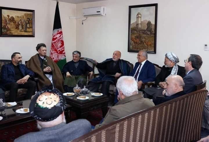 خليل زاد با رهبران سیاسی در مورد صلح گفتگو کرد