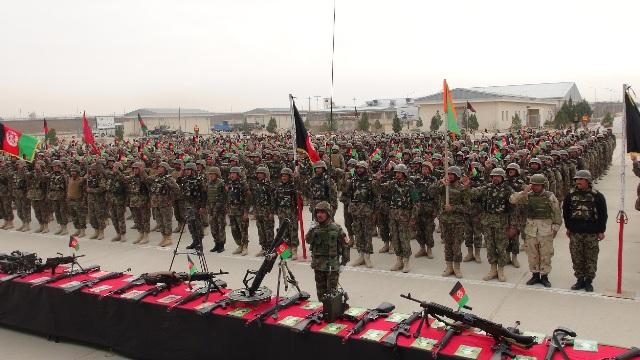 ” هغه وسله وال مخالفين چې سوله نه کوي وبه ځپل شي”