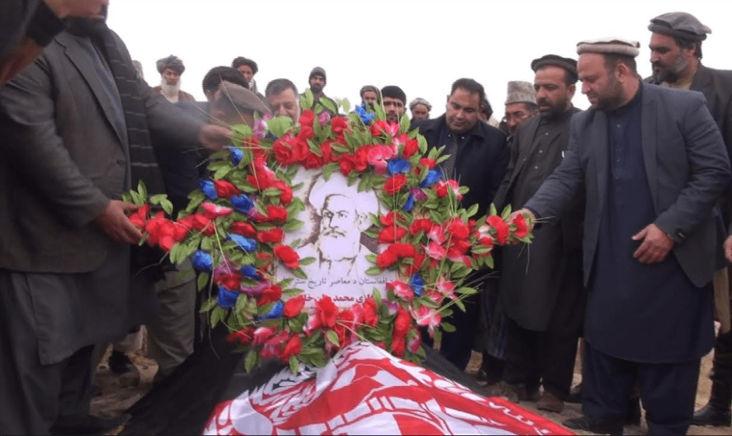 بلخ کې د غازي محمد جان خان وردګ د مقبرې جوړېدو چارې پيل شوې