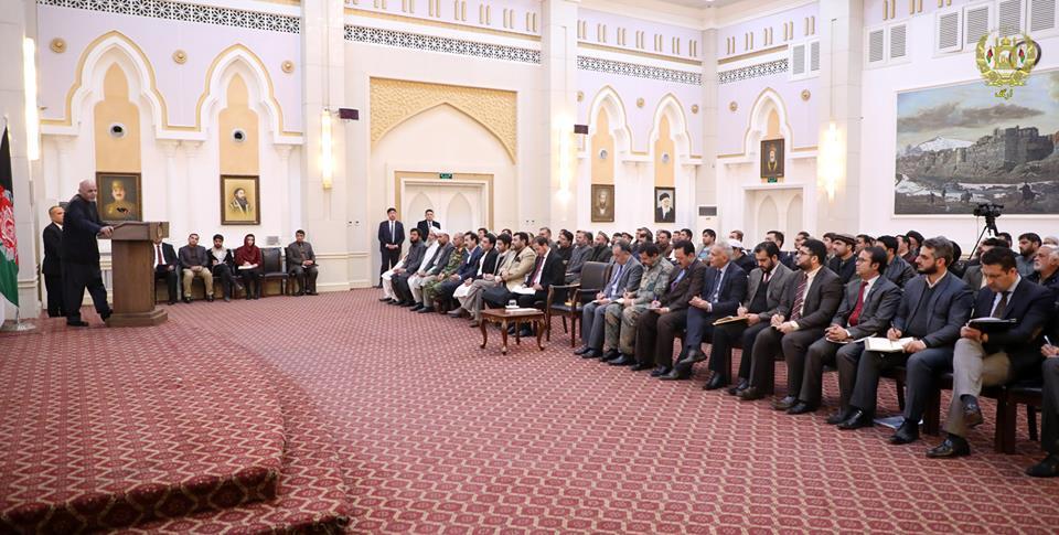 غنى: يک کمپلکس معيارى براى عرضۀ وسايل الکترونيکى در کابل ساخته شود