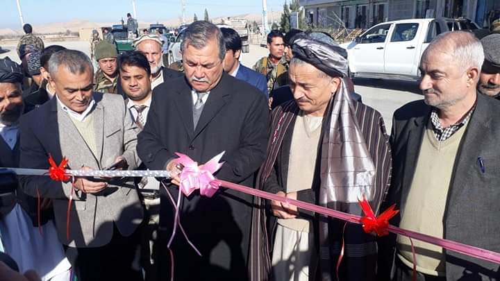 شهر سرپل شبانه با برق آفتابى روشن مى شود