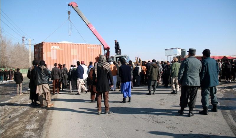 Protesters blocks road with container in Kabul