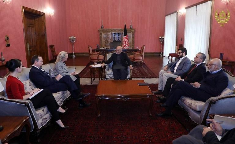 US, Qatar special envoys call on Ghani, discuss peace process