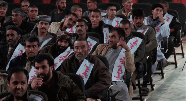 معتادان تداوى شده: حکومت بايد زمینه های کار را برای ما مساعد کند