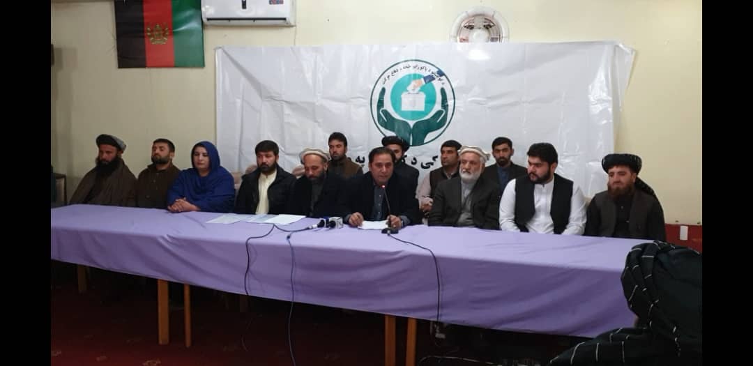 نامزدان: اگر تقلب ها در حوزه کوچی ها بررسی نشود حرکت های مدنی را آغاز میکنیم