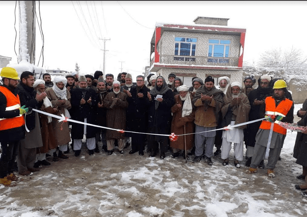 کار بیش از ۳ کیلومتر کانکریت ریزی سرک در شهر میمنه آغاز شد