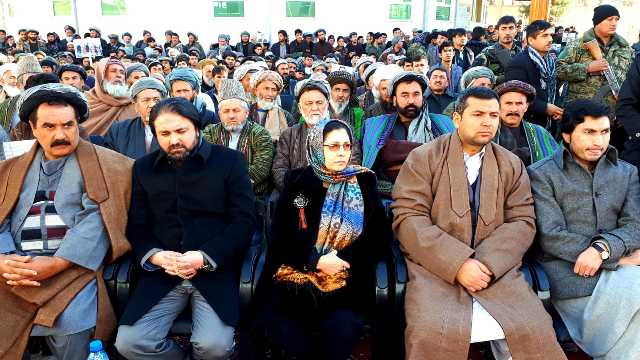 تا یکماه دیگر، بیش از ۱۳۰۰ جوان در فارياب شامل کار حکومتى می‌شوند