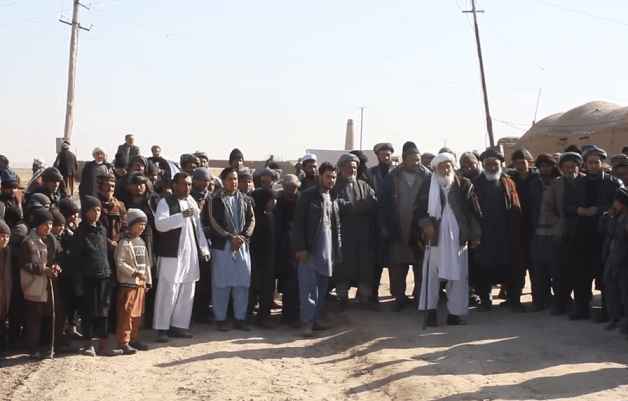 باشنده گان صوفی قلعه شبرغان خواهان ترميم سرک قريۀ شان هستند