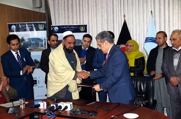 Project contracts worth 1.7bn afs signed in Kabul