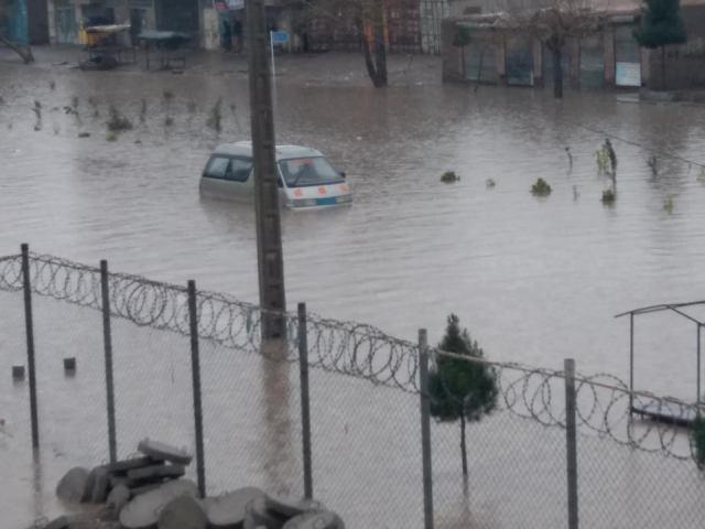 سیلاب ها در هرات خسارات جانی و مالی را به مردم وارد کرده است