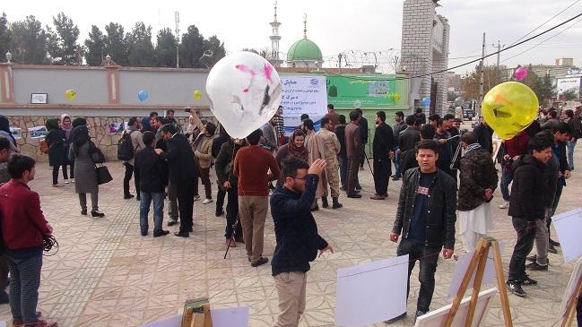 د بلخ مدني فعالانو د سولې خبرو کې د تېرو دوو لسيزو لاسته راوړنو پر ساتنې ټينګار وکړ