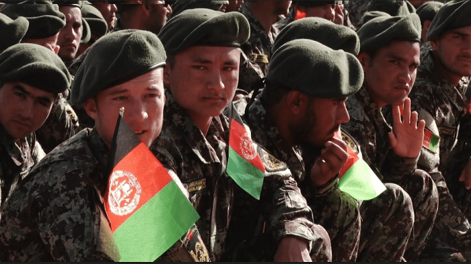 بیش از٨٠٠ سرباز از قول اردوی ٢٠٧ ظفر سند فراغت گرفتند