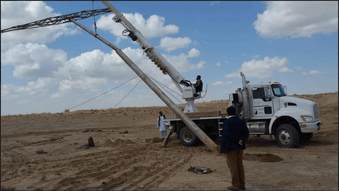 “له کجکي بند څخه د برېښنا نوي غځول شوي مزي بې کیفیته دي”