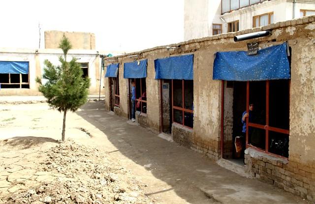 Some Kabul schools deprived of basic facilies