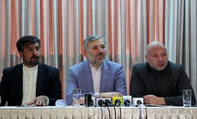 امين زى، برکنارى اش از عضويت مشرانوجرگه را خلاف قانون ميداند