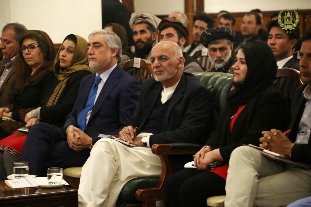 Ghani insists on ceasefire, comprehensive dialogue