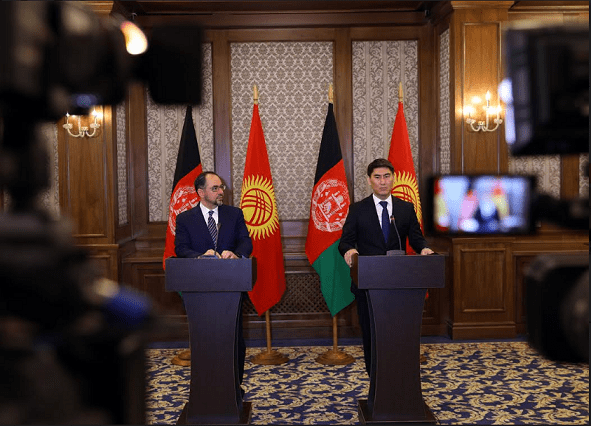 موافقتنامه‌ی ایجاد کمیسیون دوجانبه اقتصادی تجارتی ميان افغانستان و قرغیزستان امضا شد