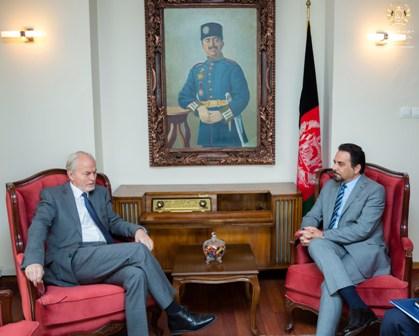 ناتو: براى فراهم سازى زمينه مذاکرات بين الافغانى ميان دولت و طالبان تلاش مى کنيم