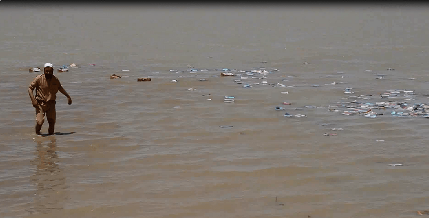 پکتيکا کې د پاکستاني نصاب زرګونه جلده کتابونه له منځه يوړل شول