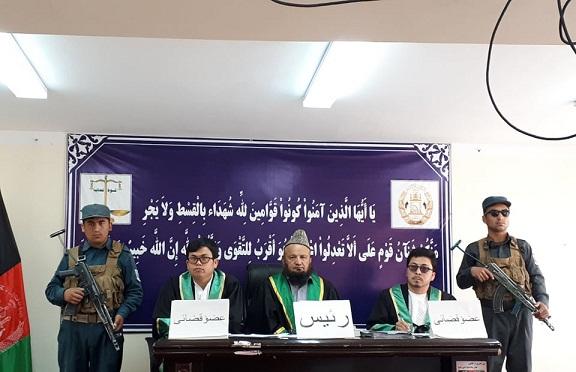 محاکم در هرات و دایکندی ۹ تن را محکوم به مجازات کرد