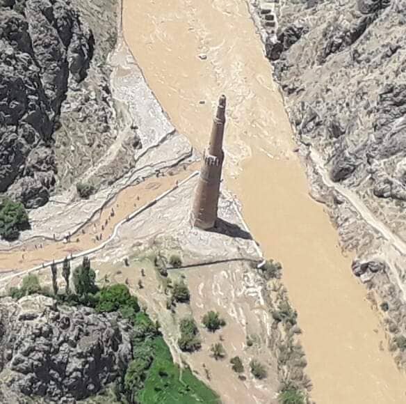 لغزش کوه در غور، یازده کشته و زخمی به جا گذاشت