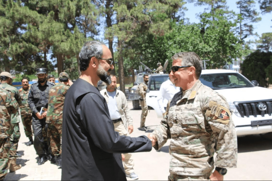 قوماندان نیروهای حمایت قاطع با شماری از مقام های امنیتی به هرات رفته است