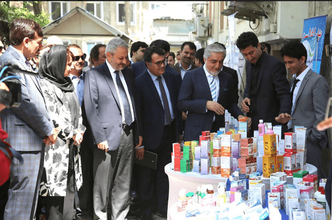 وزارت صحت، خواستار لغو قرارداد ۱۵ قلم ادویه وارداتی شد