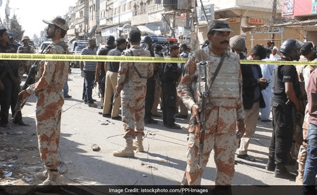 در حمله گروهی بر بندر ساحلى گوادر پاکستان ده تن کشته شدند